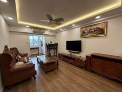 Blk 535 Serangoon North Avenue 4 (Serangoon), HDB Executive #595909421